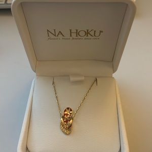 Na Hoku 14k pendant necklace